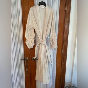 LAST DAY LEFT TO BUY New York & Company Kimono